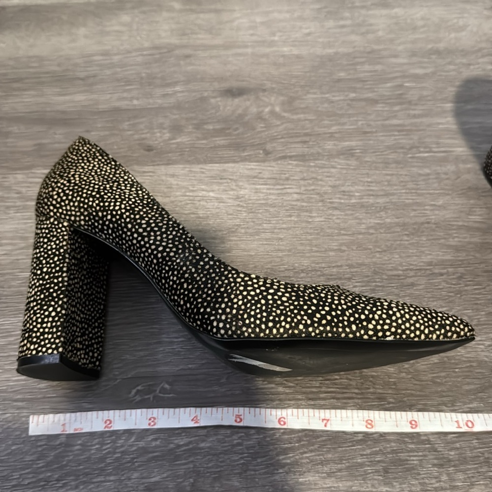 Banana Republic Real Fur Animal Print Pointed Toe Pumps - Picture 9 of 11